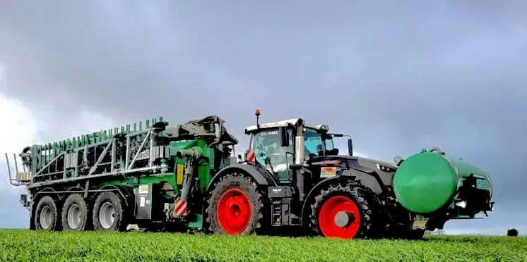 travaux agricoles engin